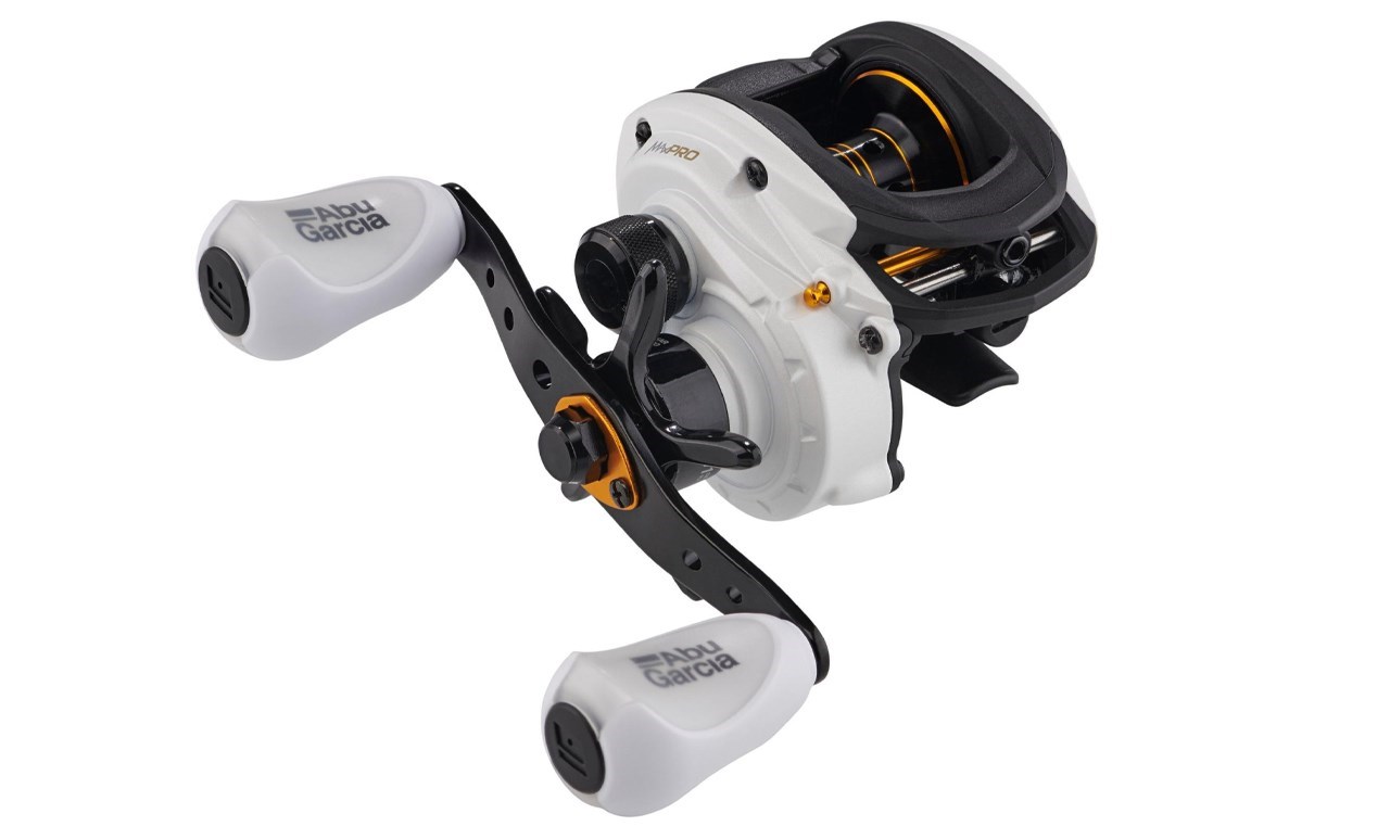 Picture of Abu Garcia MAX PRO Low Profile, left, 7.1:1 Baitcasting Reel